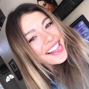 Meet your Posher, Hailey